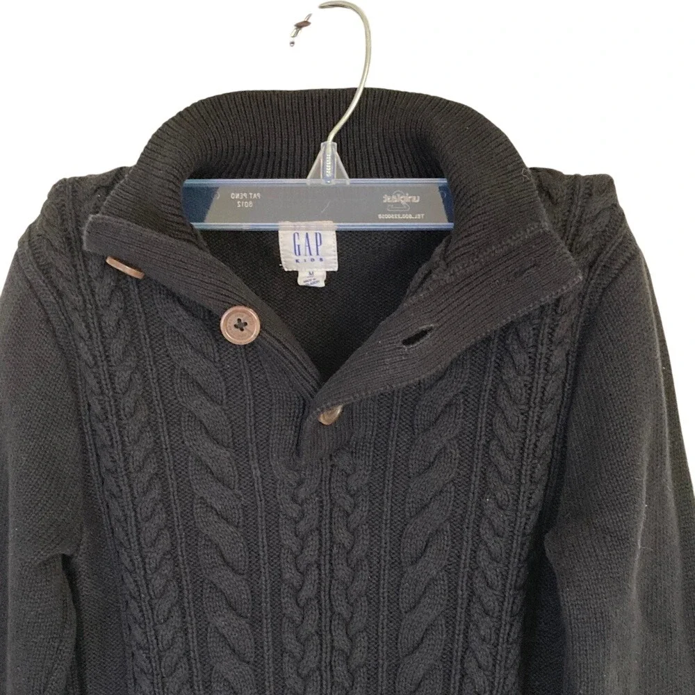 GAP Kids Black Cable Knit Pullover Sweater Quarter Button Collar Size‎ M Classic